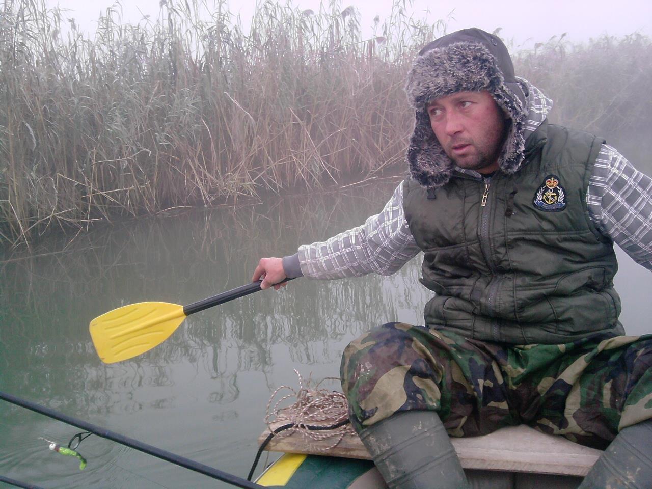 fishing - P301011_08.26_[02].jpg